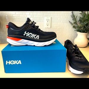 Hole Bondi 7 - Women’s size 10